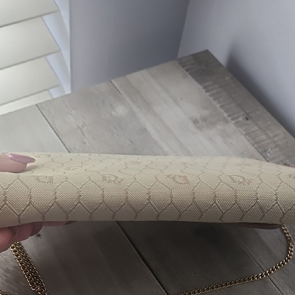 Dior Honeyomb Vintage Shoulder Bag - Picture 12 of 13